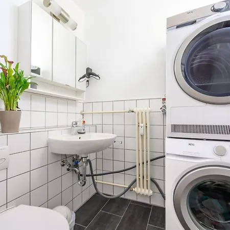 Anyroomdirect Private In Laatzen Near Exhibition Agency *