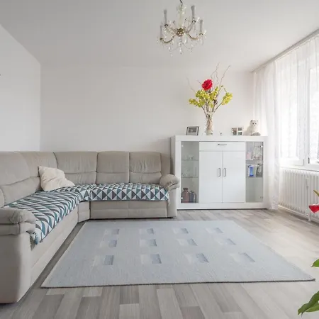 Appartamento Anyroomdirect Private In Laatzen Near Exhibition Agency