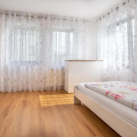 Anyroomdirect Private In Laatzen Near Exhibition Agency Appartamento Hannover