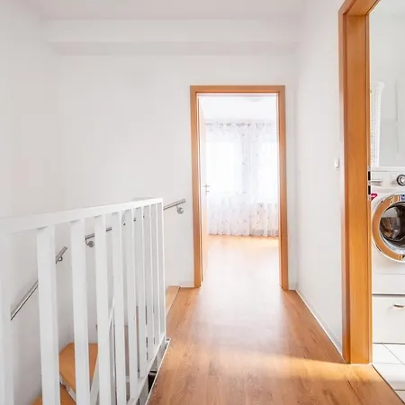 Anyroomdirect Private In Laatzen Near Exhibition Agency Appartamento Hannover