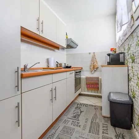 Appartamento Anyroomdirect Private In Laatzen Near Exhibition Agency *