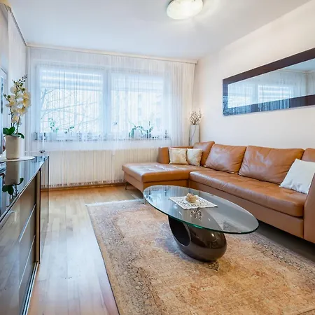 Anyroomdirect Private In Laatzen Near Exhibition Agency *
