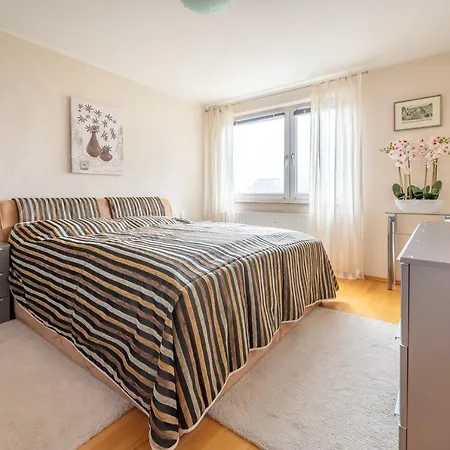 Anyroomdirect Private In Laatzen Near Exhibition Agency *