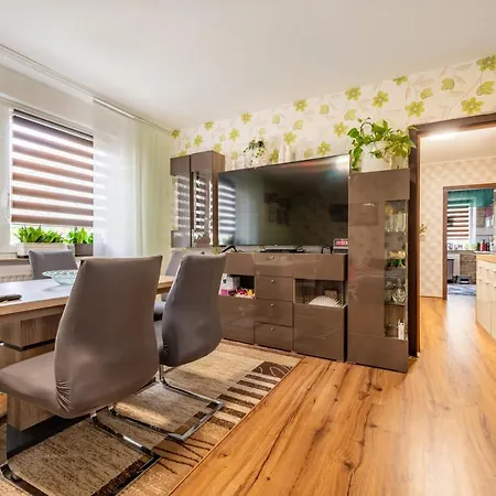 Anyroomdirect Private In Laatzen Near Exhibition Agency Apartment *