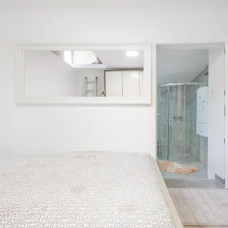 Anyroomdirect Private In Laatzen Near Exhibition Agency Apartment Hannover