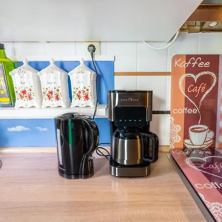 Anyroomdirect Private In Laatzen Near Exhibition Agency Apartment