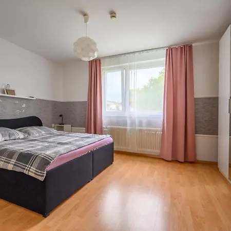 Anyroomdirect Private In Laatzen Near Exhibition Agency Apartment