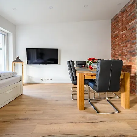 Anyroomdirect Private In Laatzen Near Exhibition Agency Apartment *
