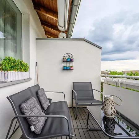 Apartment Anyroomdirect Private In Laatzen Near Exhibition Agency *